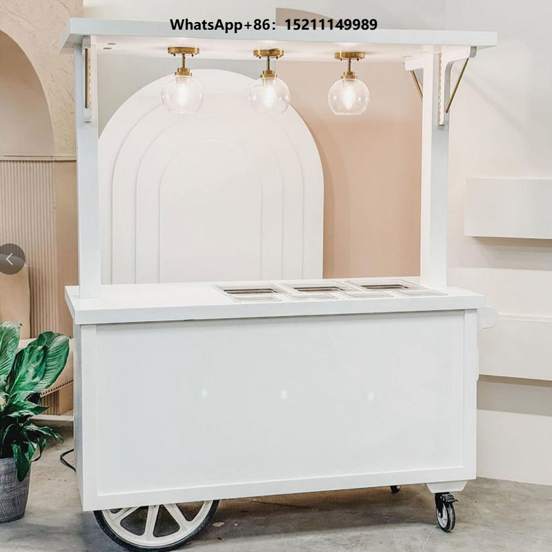 Outdoor Lighting Rental For Party - Holz-Süßigkeiten- und Dessert-Präsentationswagen mit Glühbirne für